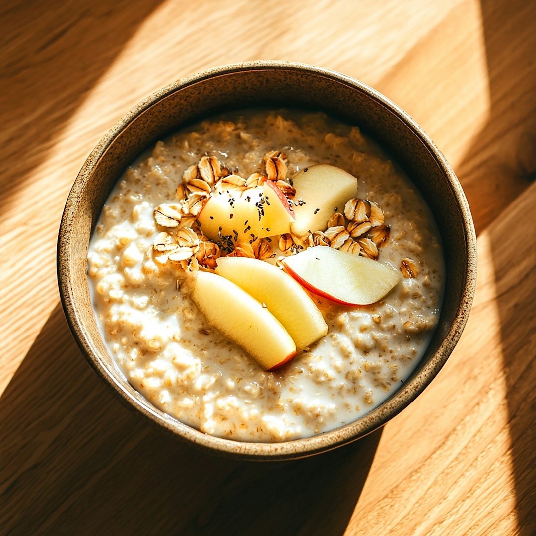 protein havregrød med æble ovenpå